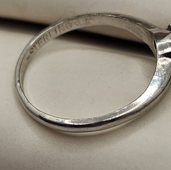 3 carat round brilliant diamond set in sterling silver. - Picture 4 of 8